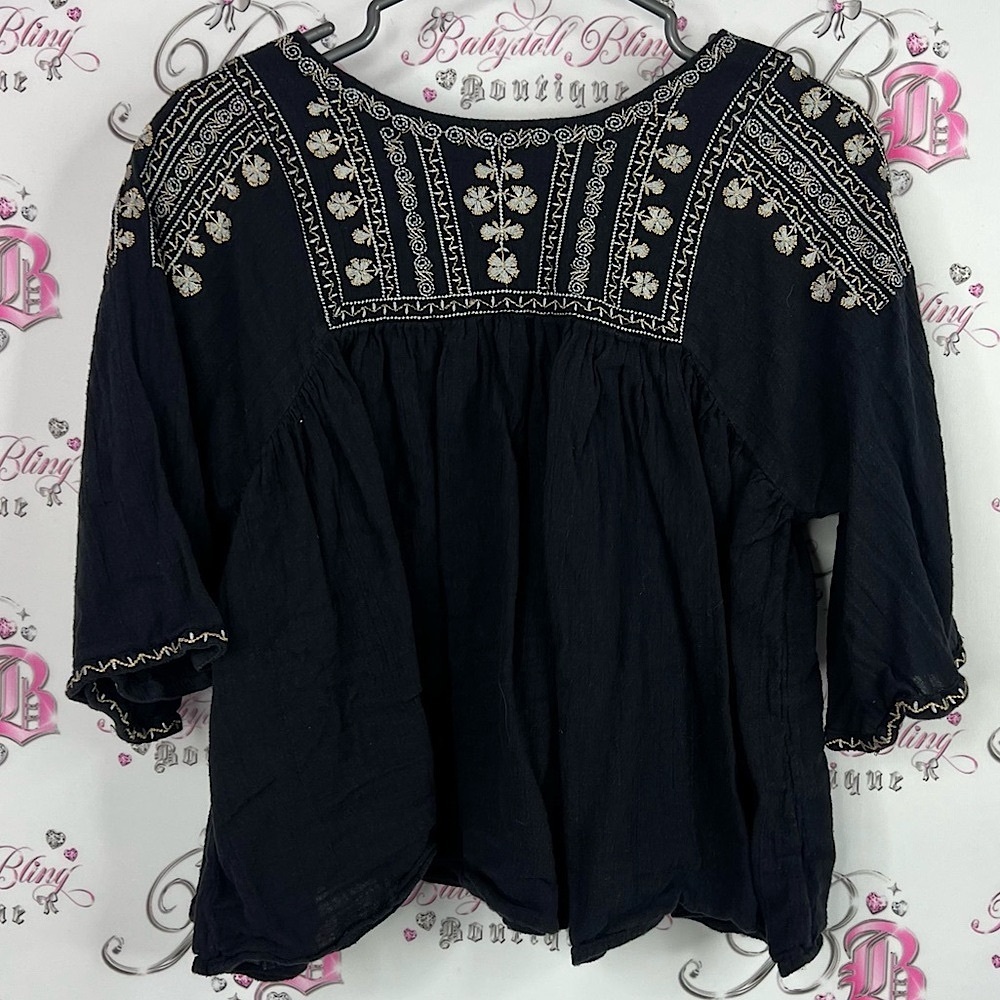 MNG suit top ruffle boho embroidered embroidery Chic Black flowy Blouse